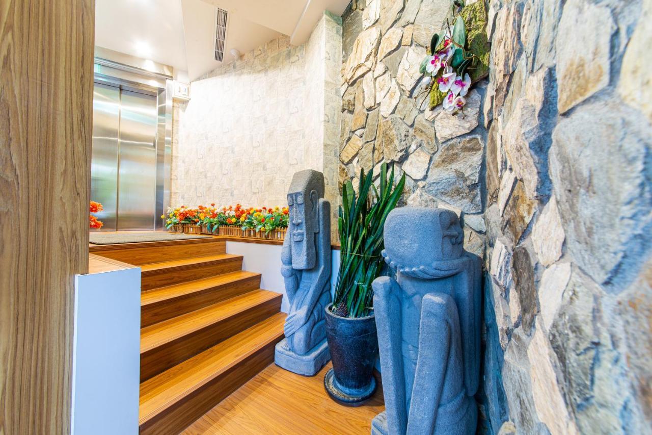 Hotel Foreseen Тайпей Екстериор снимка